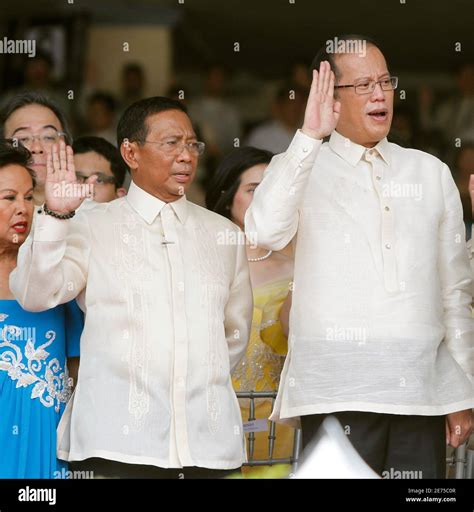 2010 philippine president|Benigno Aquino sworn in as president of the Philippines.